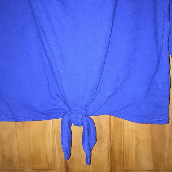 Top - Picture 2 of 2